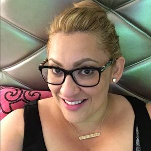 Meet your Posher, Karla